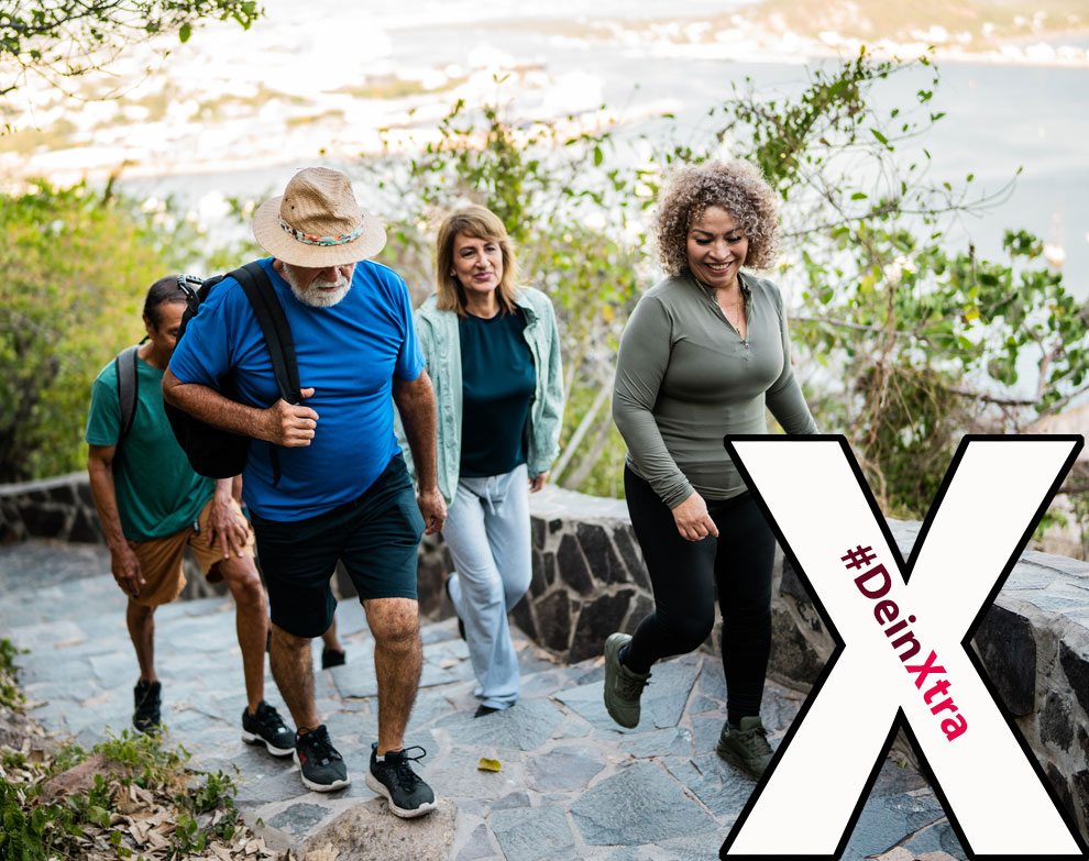 #DeinXtra | Bild zeigt Menschen bei einer Wanderung. © COPETEC