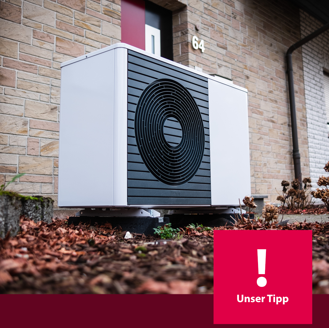 © Adobe Stock: Robert Poorten #DeinXtra | Bild zeigt eine Wärmepumpe und das Signet